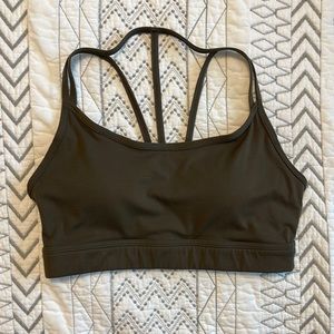 Alphalete Alphalux surface tri bra